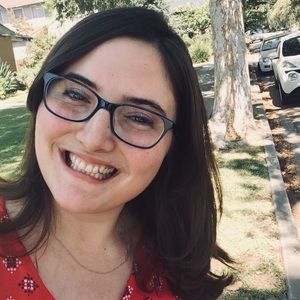 Meet your Posher, Hayley